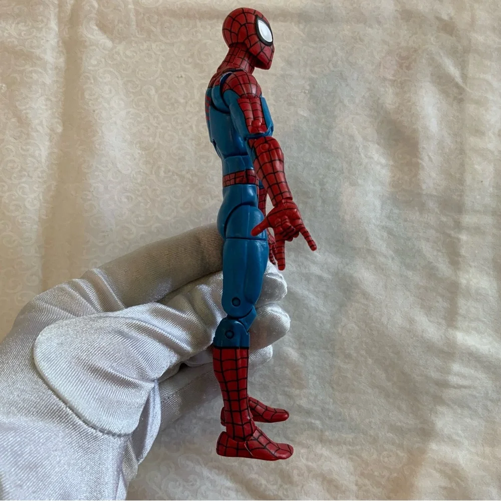 Hasbro Marvel Legends Infinite Series Spider- Man 6” Figure
